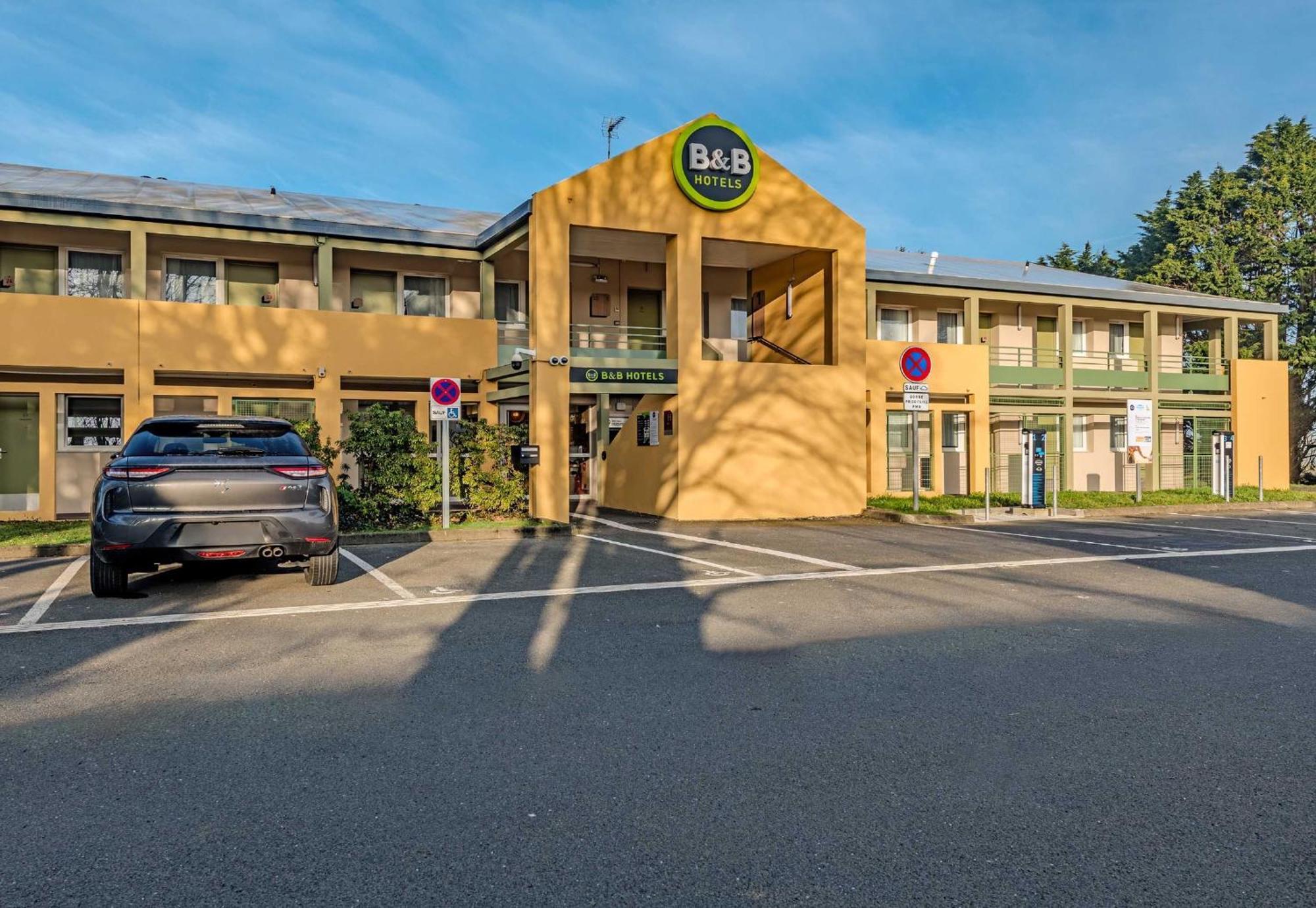B&B Hotel Brest Kergaradec Aeroport Гуэну Экстерьер фото